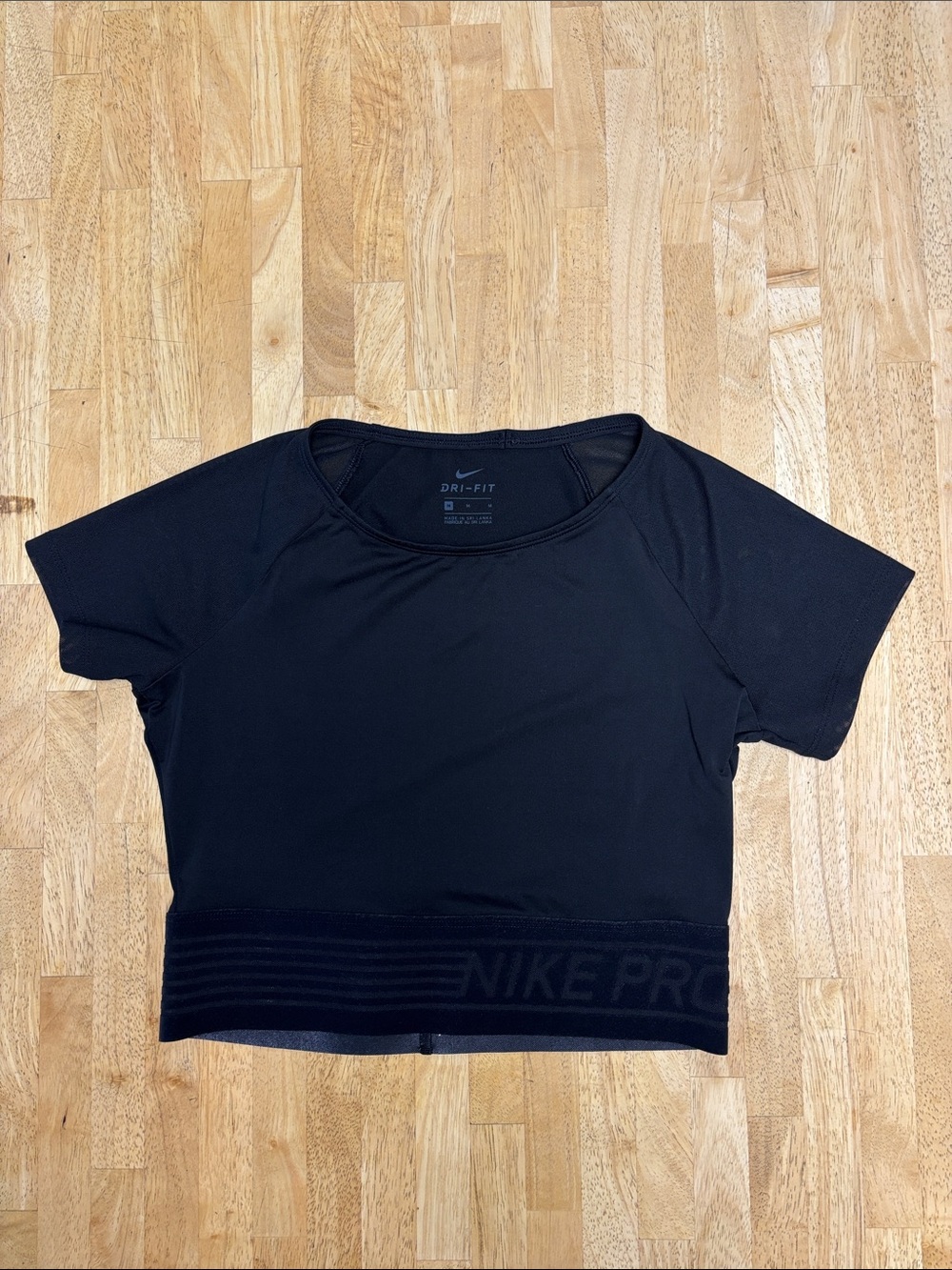Nike Pro Womens Black Dri Fit Crop Top Short Sleeve Mesh Workout Shirt Size M